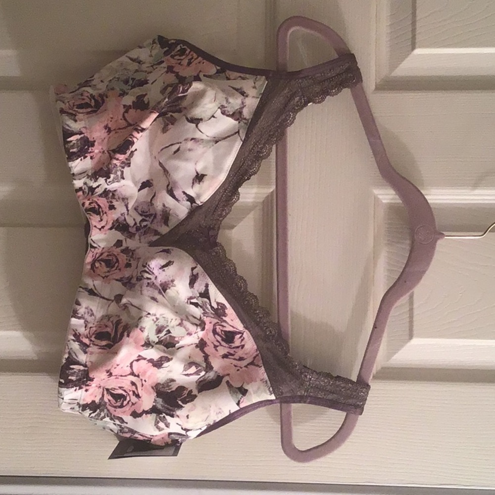 44DDD bra NWT